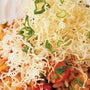 Arroz oriental con fideos de arroz crocante y pollo (4 Personas)
