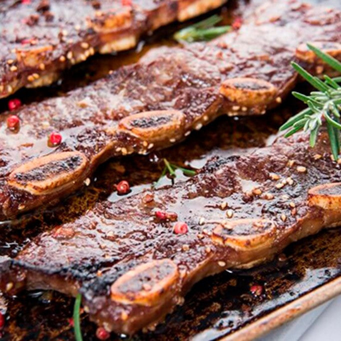 ASADO DE TIRAS BRACEADO AL VINO TINTO