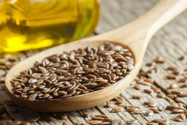 Evita los medicamentos y la cirugía para problemas de próstata con semillas de linaza