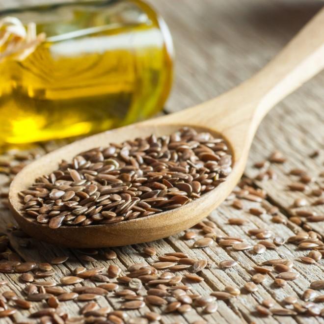 Evita los medicamentos y la cirugía para problemas de próstata con semillas de linaza