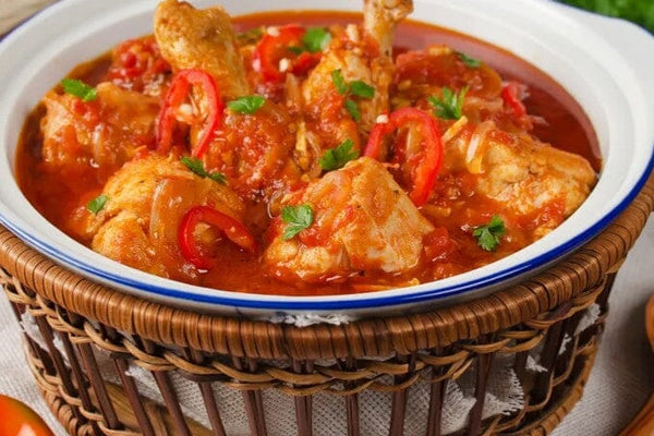 POLLO CHILLANEJO A LA CACEROLA