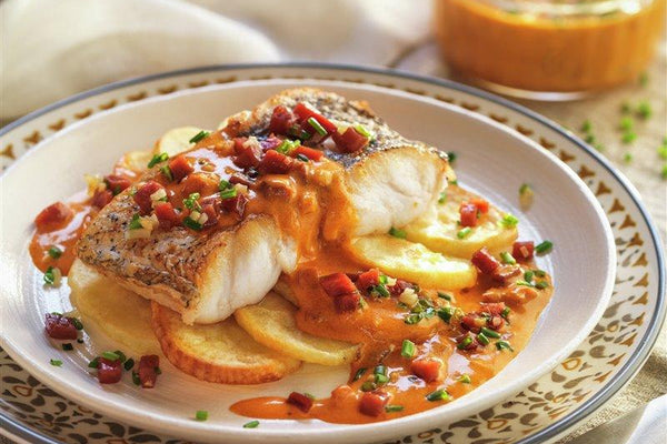 REINETA CON SALSA DE JAMÓN SERRANO