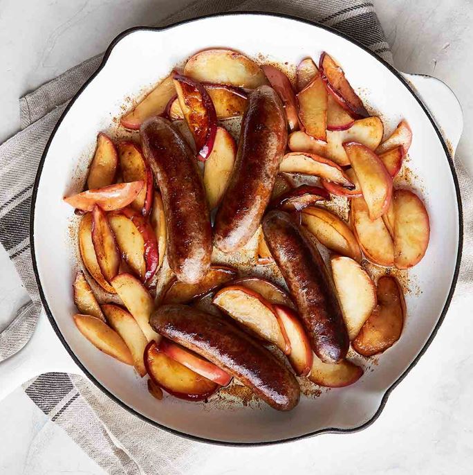 SALCHICHAS PROVENZALES CON MANZANAS Y PAPAS