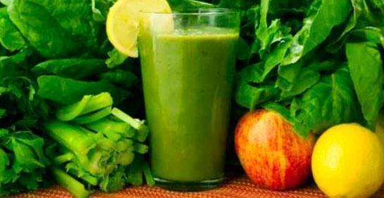 Smoothie verde de espinacas y fruta (2 personas)