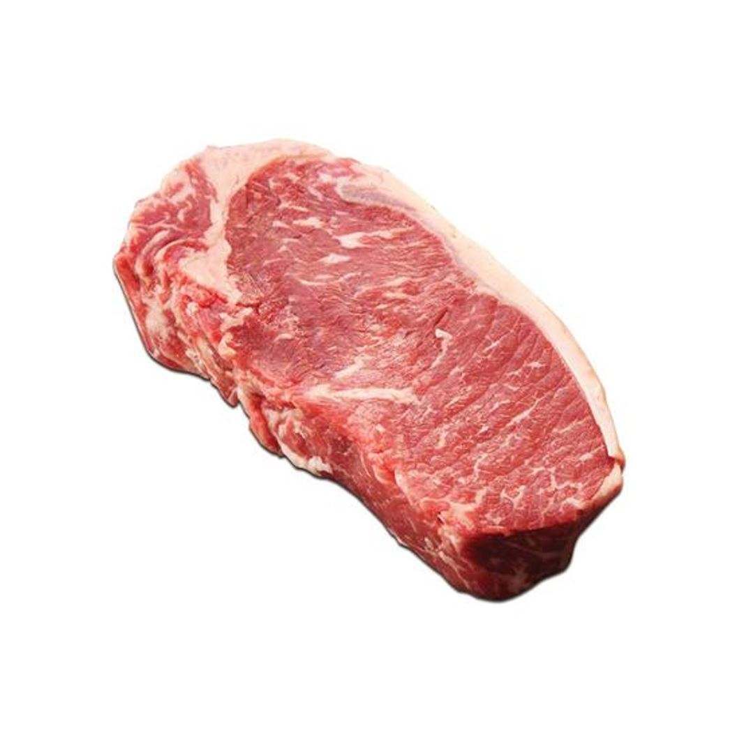 Un Bife de chorizo antes de ser cocinado, tiene las medidas perfectas para ser asado.