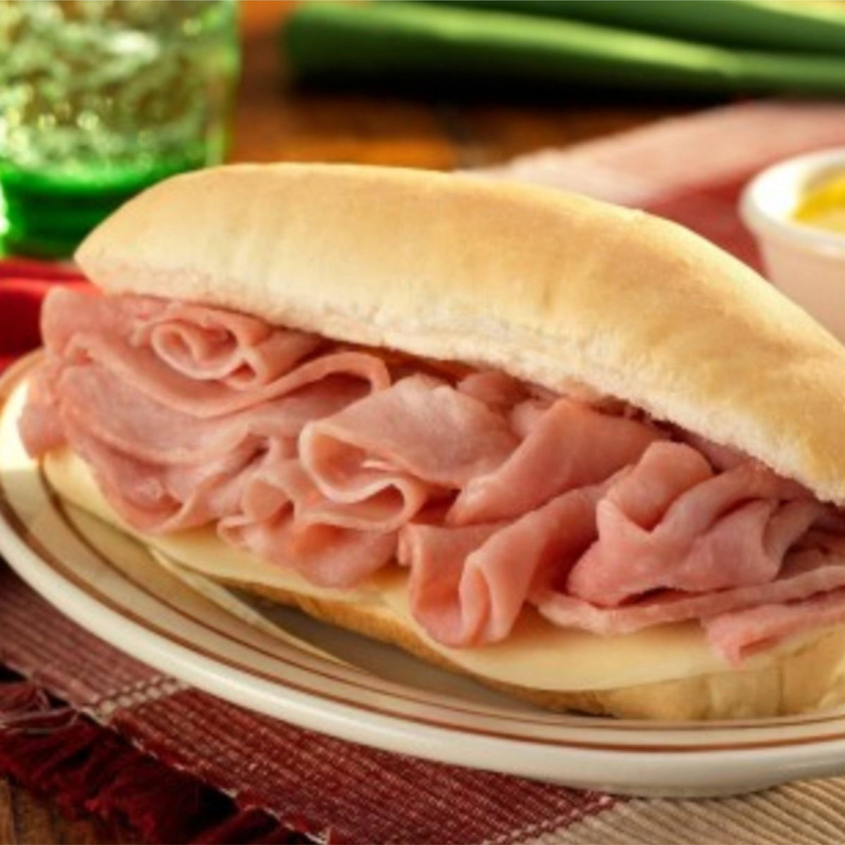 Jamón de cerdo en un rico sandwich